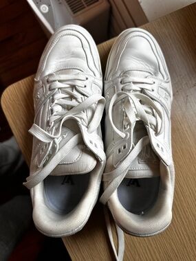 Louis Vuitton All White Low-Top Trainers